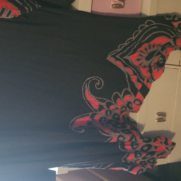 Tunic - Picture 2 of 3